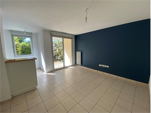 appartement à la location -   86000  POITIERS, surface 26,14 m2 location appartement - APR654364